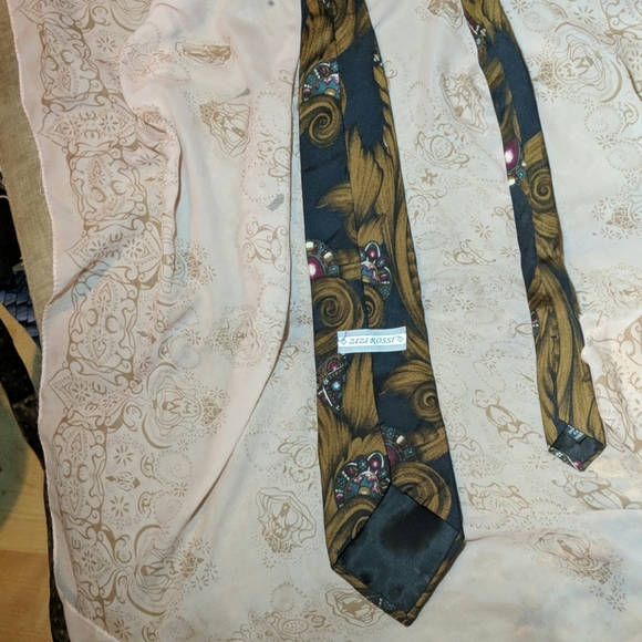 Zizi Rossi tie - Picture 3 of 4